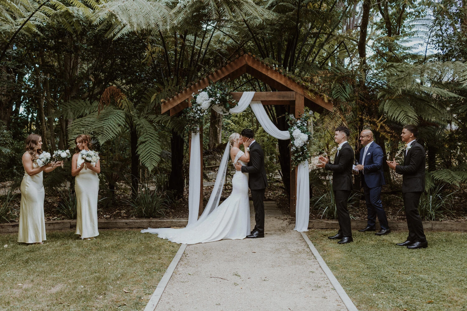 LibbyandPani_CeremonyGroupPhotos_0137